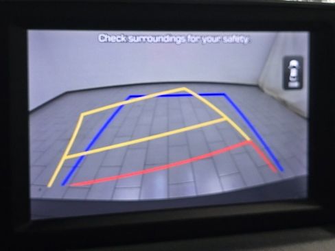 Used 2019 Hyundai Santa Fe SE w/ Cargo Package image 5