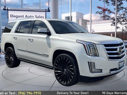 Used 2015 Cadillac Escalade Premium image 3