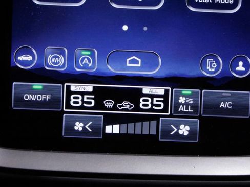 Used 2024 Subaru Crosstrek 2.0i Premium image 28