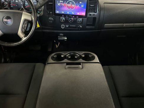 Used 2013 GMC Sierra 2500 SLE AWD/4WD image 4