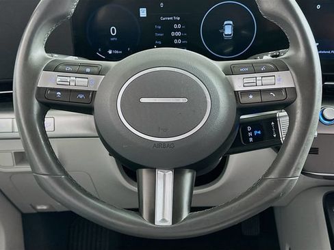 Used 2024 Hyundai Kona SEL w/ Convenience Package FWD image 14