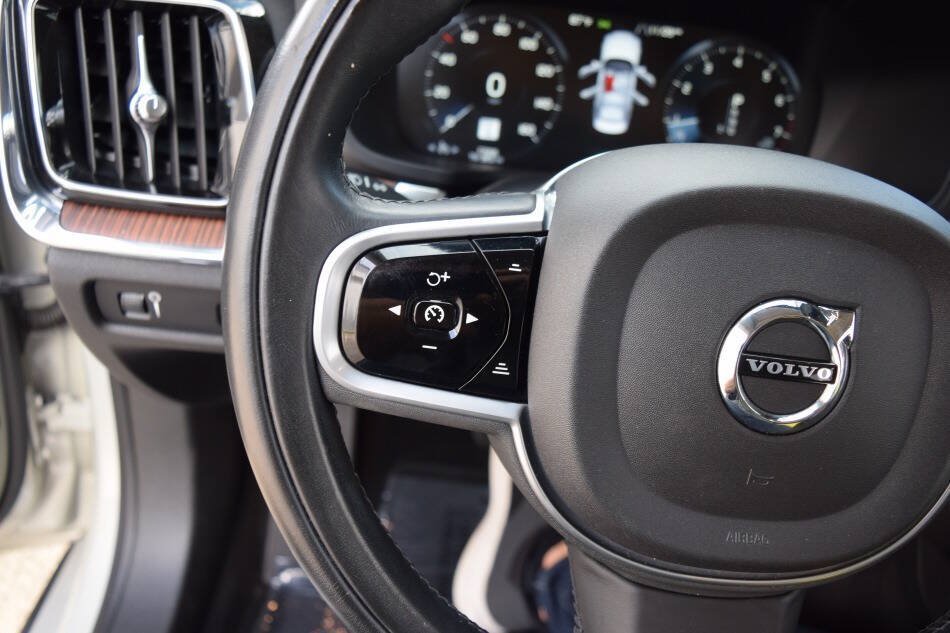 Used 2019 Volvo S60 T5 Momentum w/ Multimedia Package FWD image 68