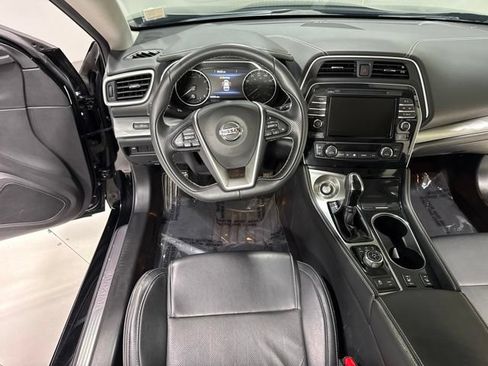 Used 2021 Nissan Maxima 3.5 SV w/ Floor Mat Group FWD image 17