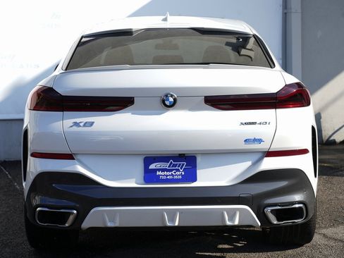 Used 2022 BMW X6 xDrive40i w/ M Sport Package image 6