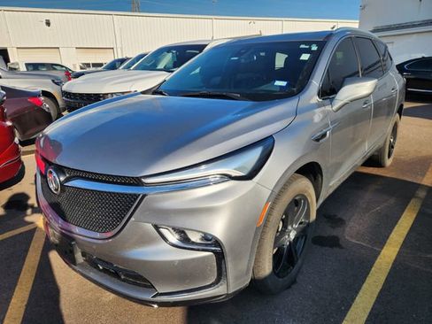 Used 2024 Buick Enclave Essence w/ Experience Buick Package FWD image 2