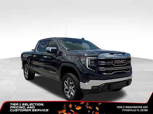 Used 2025 GMC Sierra 1500 SLT w/ SLT Premium Plus Package AWD/4WD image 10