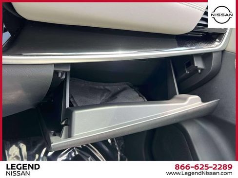 Certified 2023 Nissan Rogue SL w/ SL Premium Package AWD/4WD image 35