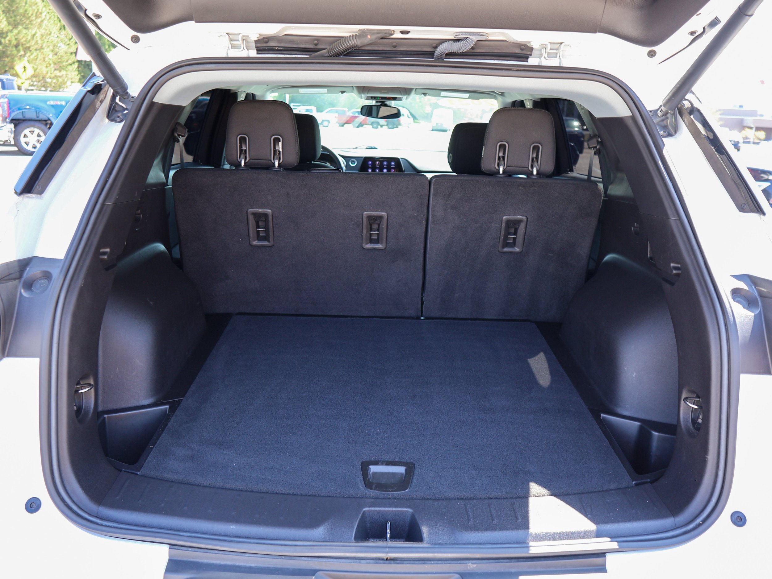 Used 2021 Chevrolet Blazer LT w/ Redline Edition FWD image 9