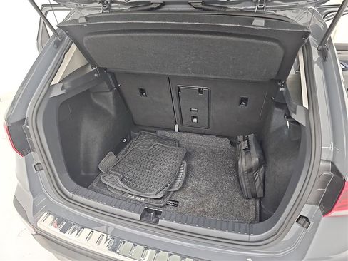 Used 2024 Volkswagen Taos SE image 21