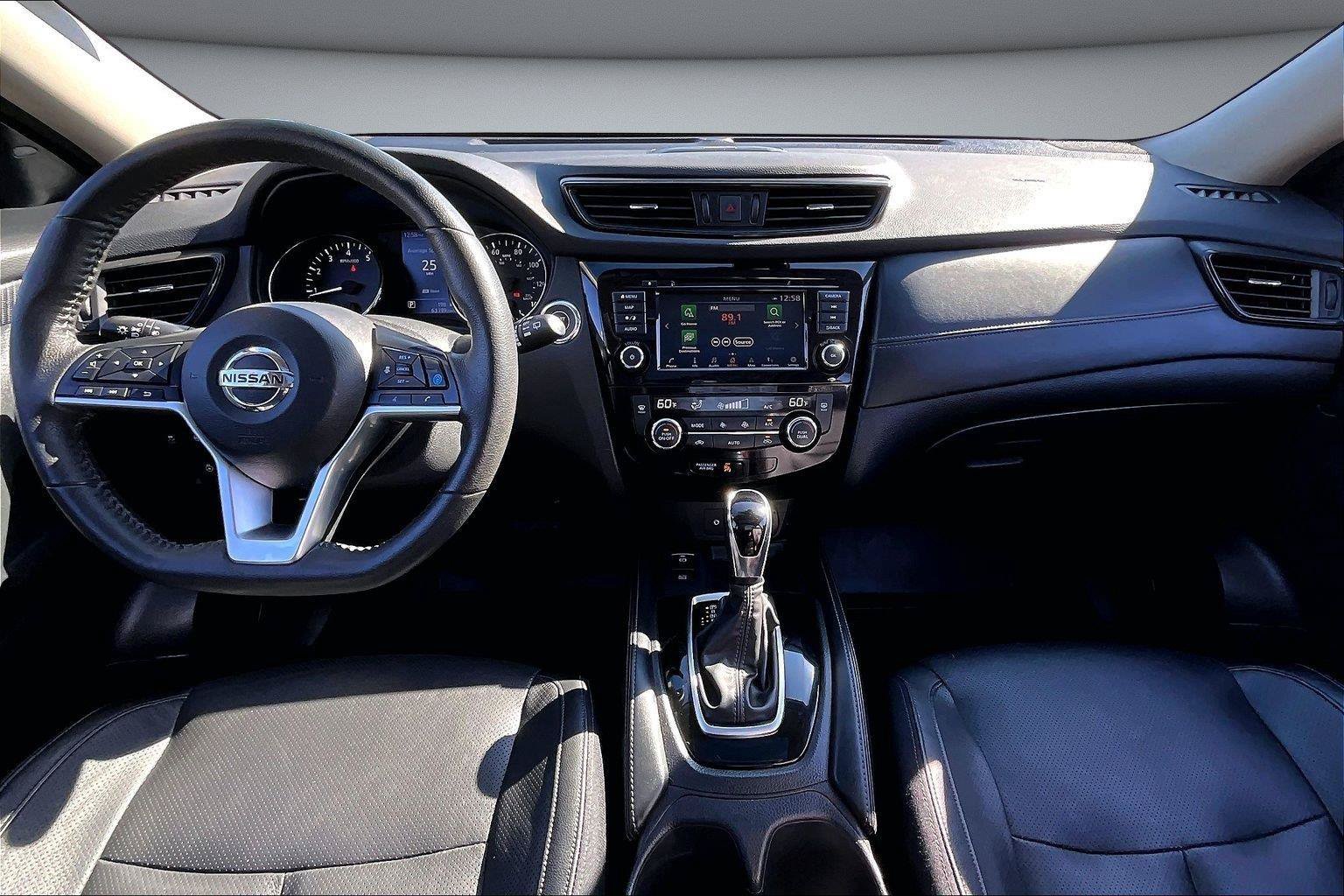 Used 2020 Nissan Rogue SL w/ Premium Package AWD/4WD image 8