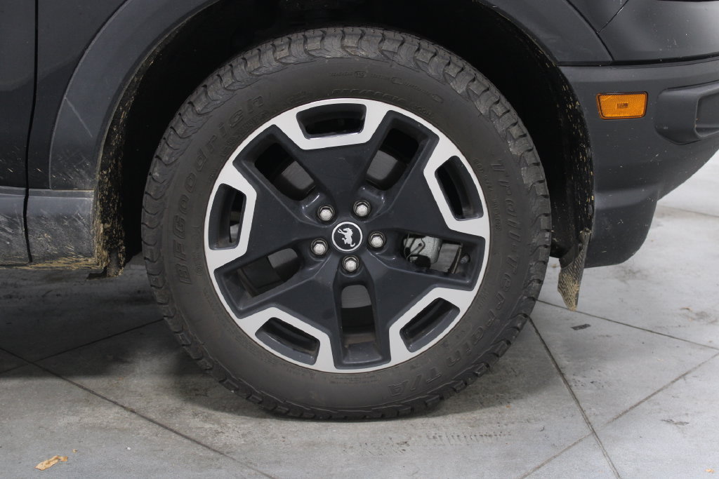 Used 2023 Ford Bronco Sport Outer Banks w/ Tech Package AWD/4WD image 13