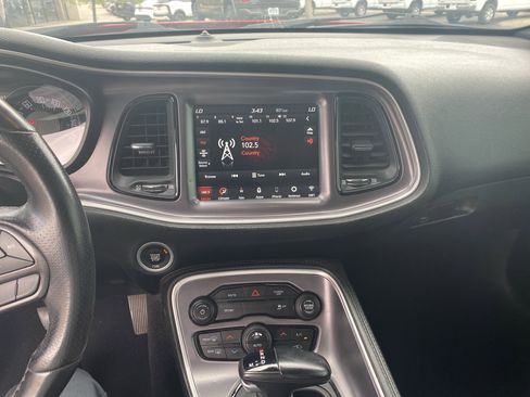 Used 2020 Dodge Challenger SXT w/ Blacktop Package image 13