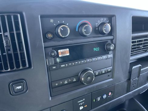 New 2025 GMC Savana 2500 Extended w/ Driver Convenience Package RWD image 13