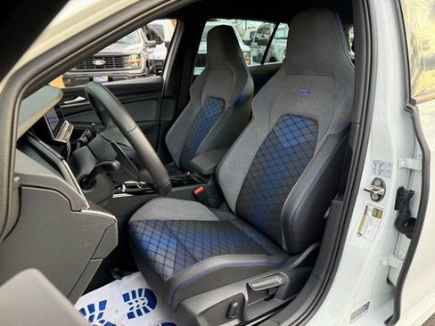 Used 2025 Volkswagen Golf R Black Edition image 12