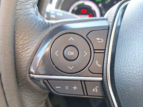 Used 2022 Toyota Avalon XLE image 21