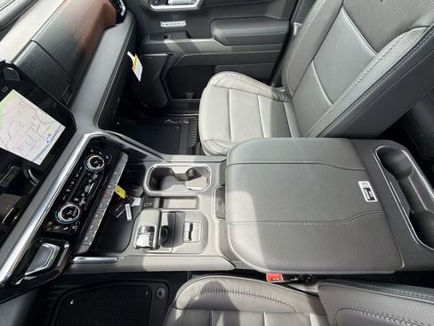 New 2026 GMC Sierra 1500 Denali AWD/4WD image 27