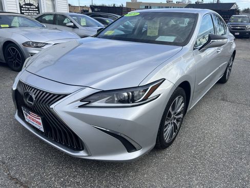 Used 2020 Lexus ES 350 w/ Premium Package FWD image 3