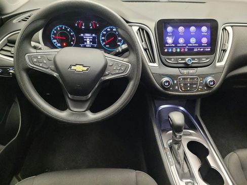 Used 2022 Chevrolet Malibu LT image 22