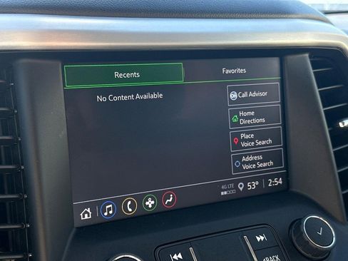 Used 2022 GMC Acadia SLE w/ Elevation Edition image 27