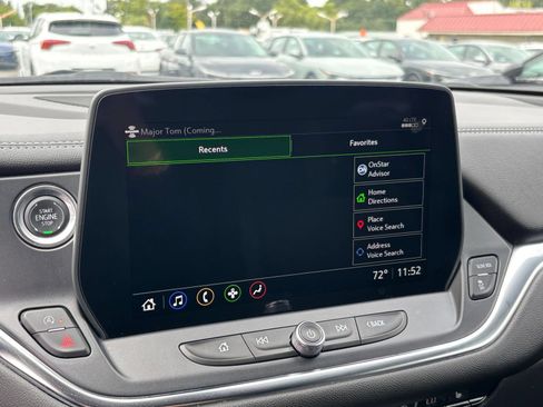 Used 2025 Chevrolet Blazer LT FWD image 19