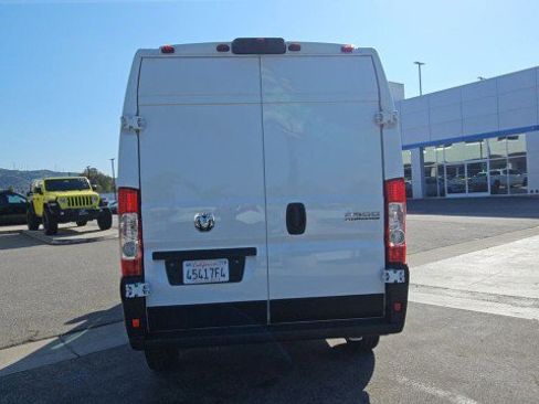 Used 2026 RAM ProMaster 2500 w/ Convenience Group FWD image 7