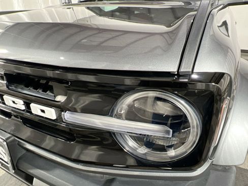 Used 2023 Ford Bronco Outer Banks image 13
