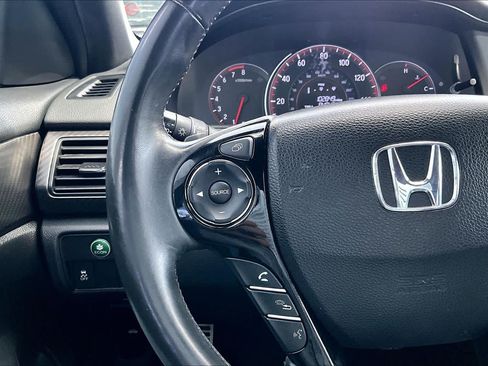 Used 2017 Honda Accord Sport image 24