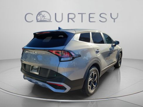Certified 2024 Kia Sportage LX FWD image 3