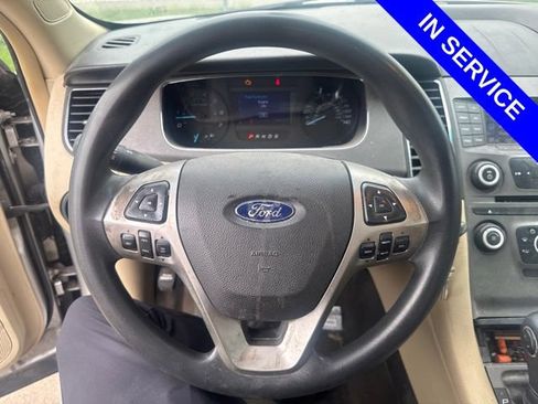 Used 2013 Ford Taurus SE FWD image 8