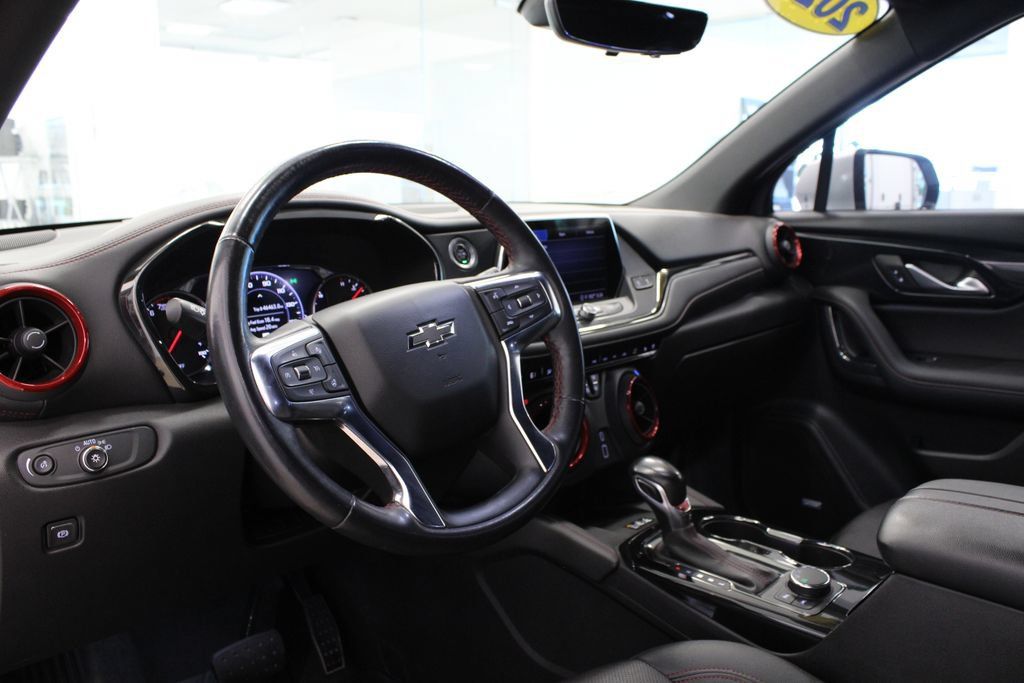 Used 2022 Chevrolet Blazer RS w/ Enhanced Convenience Package FWD image 14