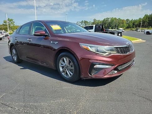 Used 2020 Kia Optima LX FWD image 3