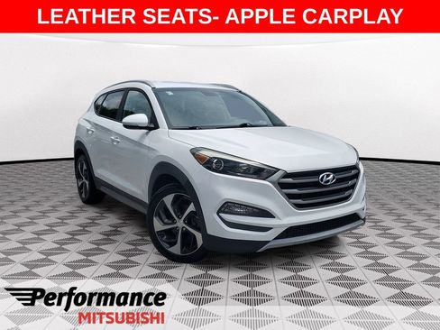 Used 2017 Hyundai Tucson Sport FWD image 1