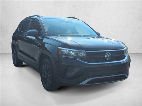 Used 2024 Volkswagen Taos S FWD image 3