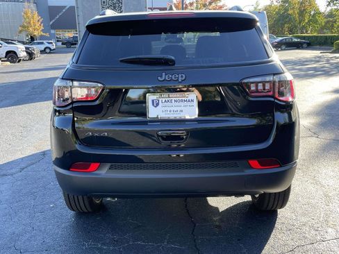 New 2026 Jeep Compass Latitude AWD/4WD image 8