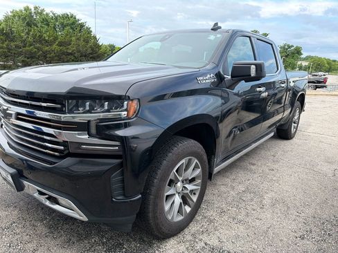 Used 2019 Chevrolet Silverado 1500 High Country w/ Max Trailering Package AWD/4WD image 2