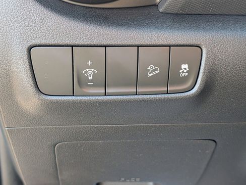 Used 2022 Hyundai Kona SEL image 11