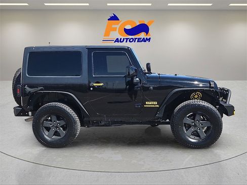 Used 2015 Jeep Wrangler Sport image 6