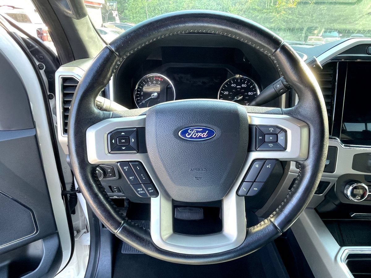 Used 2022 Ford F350 Lariat w/ Lariat Ultimate Package RWD image 12