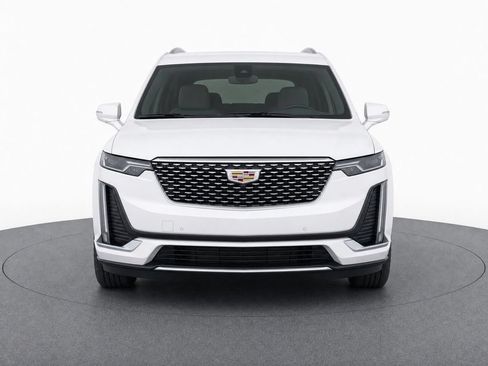Certified 2024 Cadillac XT6 Premium Luxury w/ Technology Package FWD image 5