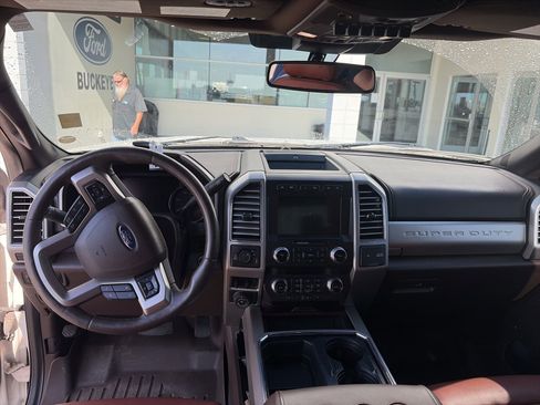 Used 2020 Ford F350 King Ranch w/ King Ranch Ultimate Package AWD/4WD image 14