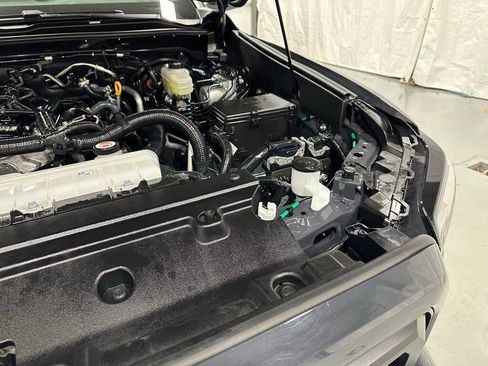 Used 2025 Toyota 4Runner SR5 image 71