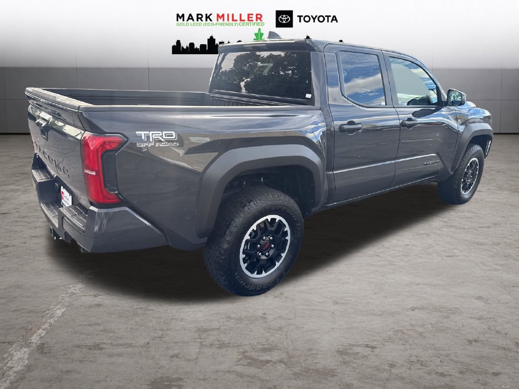 Certified 2025 Toyota Tacoma TRD Off-Road AWD/4WD image 6