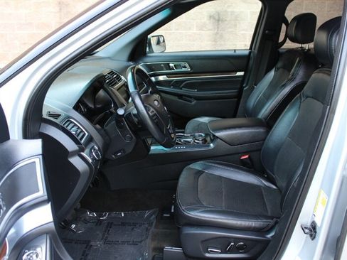 Used 2016 Ford Explorer Limited AWD/4WD image 10
