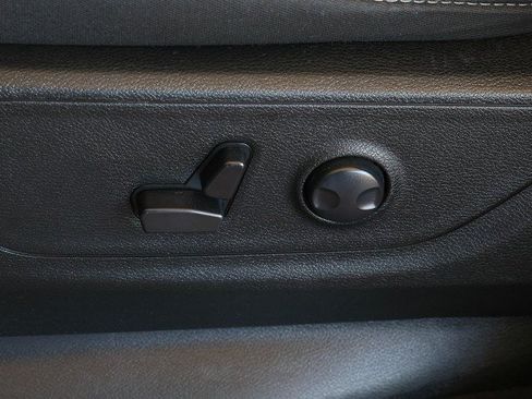 Used 2023 RAM 1500 Big Horn AWD/4WD image 12