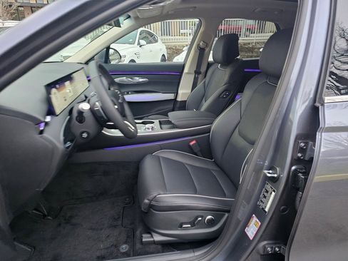 New 2026 Genesis GV70 2.5T Advanced image 21