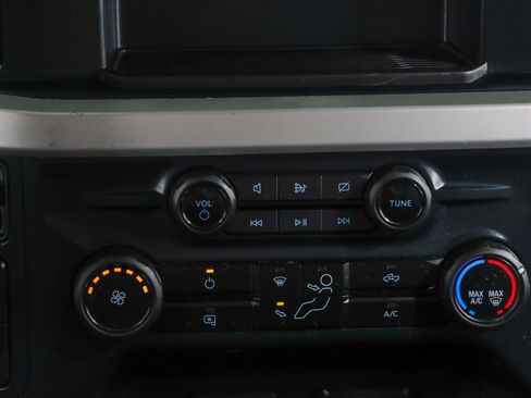 Used 2023 Ford F350 XLT AWD/4WD image 21