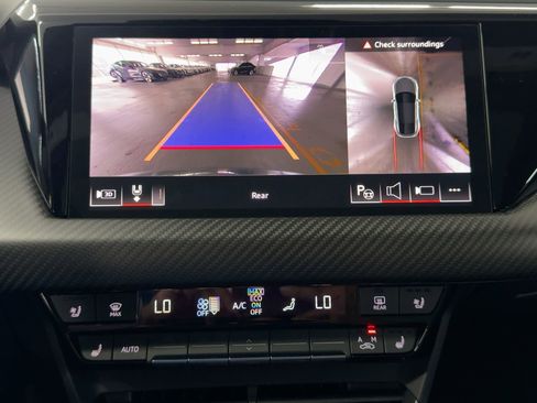 New 2026 Audi RS e-tron GT performance image 25