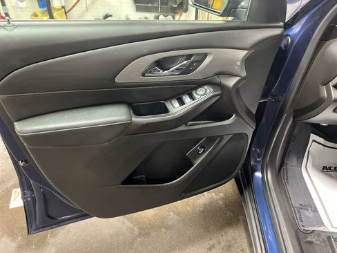 Certified 2023 Chevrolet Traverse LT image 22
