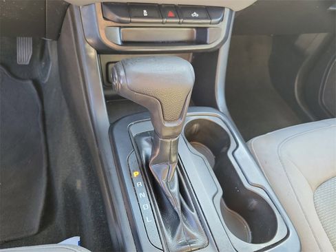 Used 2018 Chevrolet Colorado W/T w/ WT Convenience Package image 21