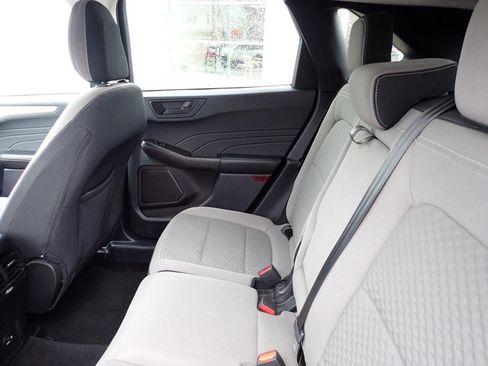 Used 2022 Ford Escape SE w/ Convenience Package image 16